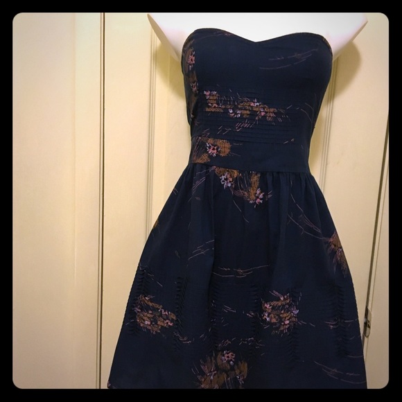 Kimchi Blue Strapless Dress. - Picture 1 of 5